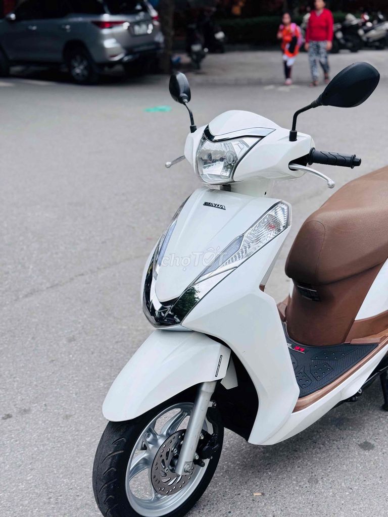 Lead 125fi máy zin 100% 1 chủ đại chất hàng tuyển. Mua bán Xe máy tại Quận Cầu Giấy Hà Nội được đăng bởi nguyễn bích thuỷ hình 10