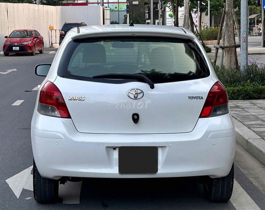 Toyota Yaris 1.3AT sx 2010 nhập Nhật siêu đẹp. Mua bán Ô tô tại Quận Cầu Giấy Hà Nội được đăng bởi Cao Quý hình 8