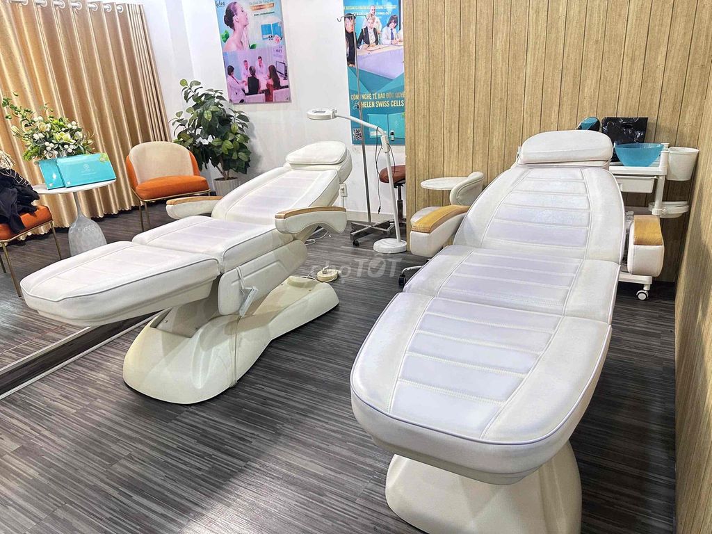 Ghế spa Thẩm mỹ viện Da Kim loại Trắng. Mua bán Bàn ghế tại Quận 3 Tp Hồ Chí Minh được đăng bởi Tấn hình 1