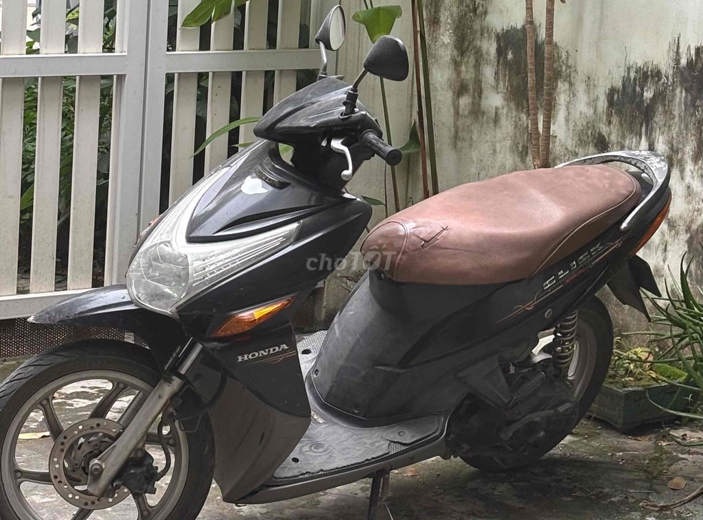 Honda Click 2011 màu Đen. Mua bán Xe máy tại Quận Hà Đông Hà Nội được đăng bởi Anh Hong hình 3