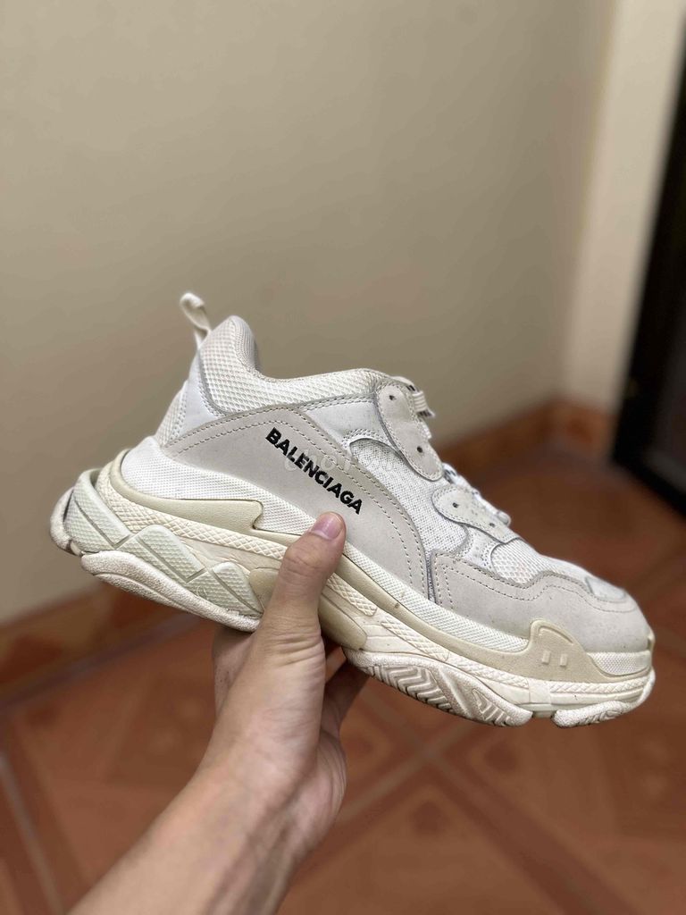 Balenciaga 42 Trắng