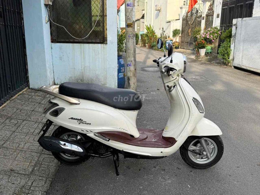 SYM Attila Venus 125 Trắng đẹp giấy tờ đầy đủ. Mua bán Xe máy tại Thành phố Thuận An Bình Dương được đăng bởi Nguyễn hảo hình 2