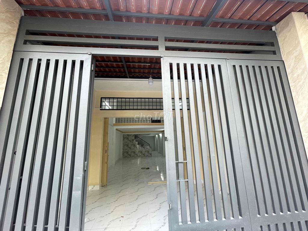 Аренда · 2 комн. · 68 м² · Quận Bình Tân, ул. Đường Lê Văn Quới