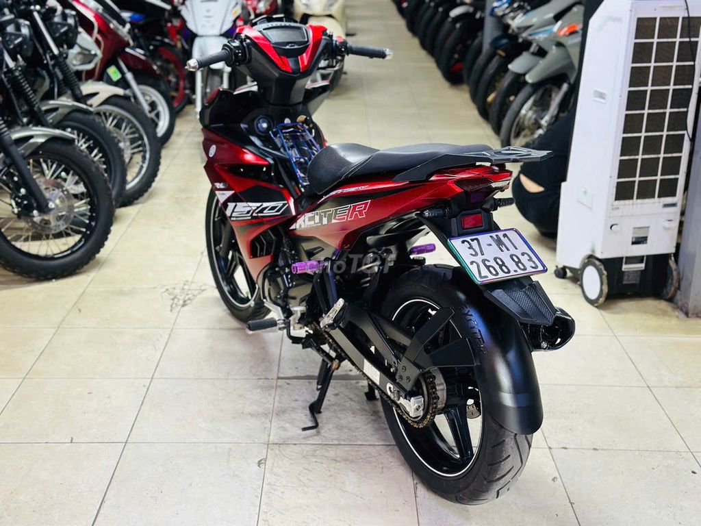 Мотосалон Thịnh Phát - Yamaha Exciter 150 RC Красно-Черный Оригинал