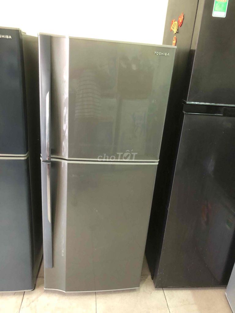 Tủ lạnh Toshiba 188L Xám. Mua bán Tủ lạnh tại Quận Bình Thạnh Tp Hồ Chí Minh được đăng bởi Nguyễn quốc Thụy  hình 1
