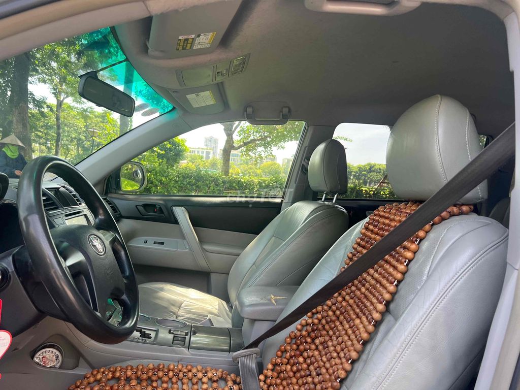 Toyota Highlander 2008 - 190000 km. Mua bán Ô tô tại Quận Cầu Giấy Hà Nội được đăng bởi Cửa hàng Đại Tín Auto hình 6