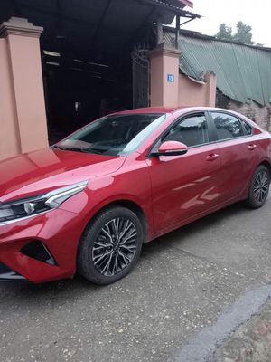 Kia K3 2022 Số sàn Đỏ