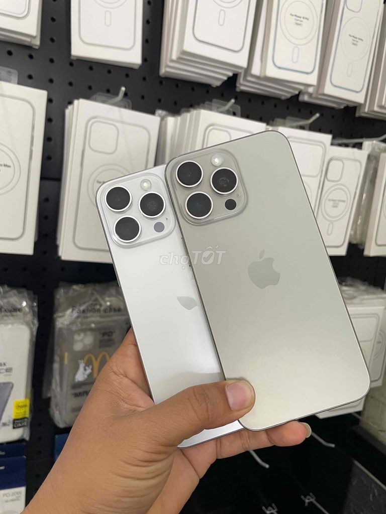 Apple iPhone 15 Pro Max 256GB Bạc. Mua bán Điện thoại tại Thành phố Biên Hòa Đồng Nai được đăng bởi Tungpham hình 1