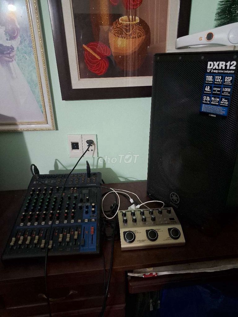 Bàn trộn âm thanh Yamaha MG12XU Đã sử dụng. Mua bán Nhạc cụ tại Thành phố Hội An Quảng Nam được đăng bởi Nguyen Minh Son hình 1