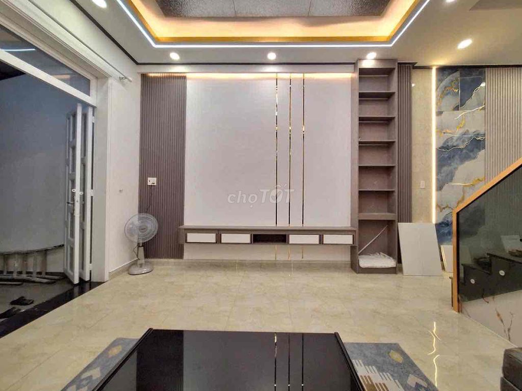 Nhà đẹp có nội thất hẻm xe tải 4.3x16 đúc 2 lầu sát uỷ ban Thạnh Xuân. Mua bán Nhà ở tại Quận 12 Tp Hồ Chí Minh được đăng bởi Xuân Thái hình 4