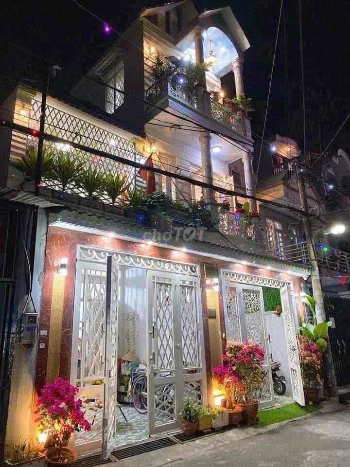 Nhà 1 trệt 2 lầu ngay chợ cổng 1. Mua bán nhà ở tại Thành phố Biên Hòa Đồng Nai được đăng bởi Thương Thương hình 2