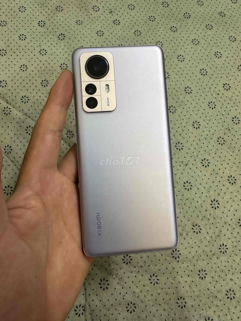 Xiaomi 12 Pro 128GB Bạc đẹp keng ạk. Mua bán Điện thoại tại Quận Tân Bình Tp Hồ Chí Minh được đăng bởi Nguyễn Thắng Mobile hình 1