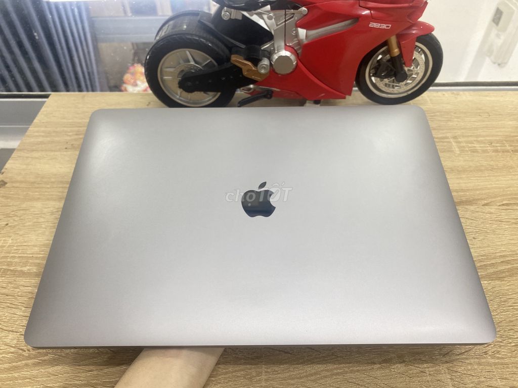 🍏MacBook Pro i9/16/1T 5500M 16" Retina 3K TouchBar. Mua bán Laptop tại Quận Bình Thạnh Tp Hồ Chí Minh được đăng bởi Nguyễn Công Lý hình 1
