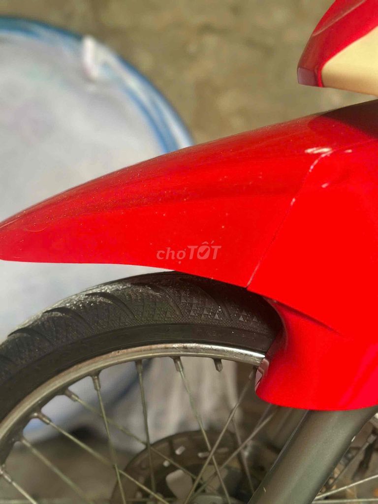 Xipo 2002 giấy tờ Thật do cog an cấp xe đã lên đề. Mua bán Xe máy tại Thành phố Thủ Đức Tp Hồ Chí Minh được đăng bởi Hien hình 6