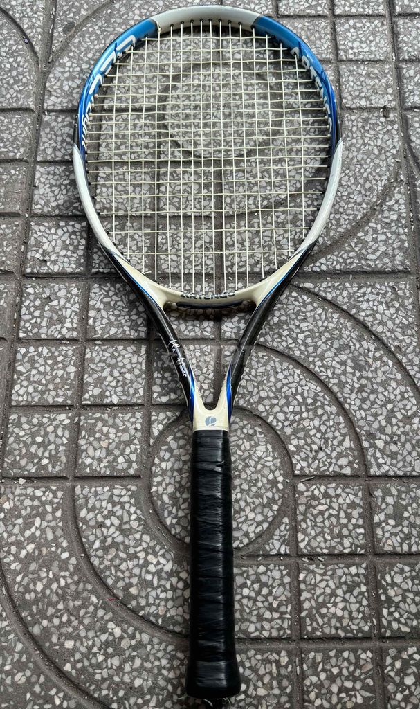 Vợt tennis Artengo