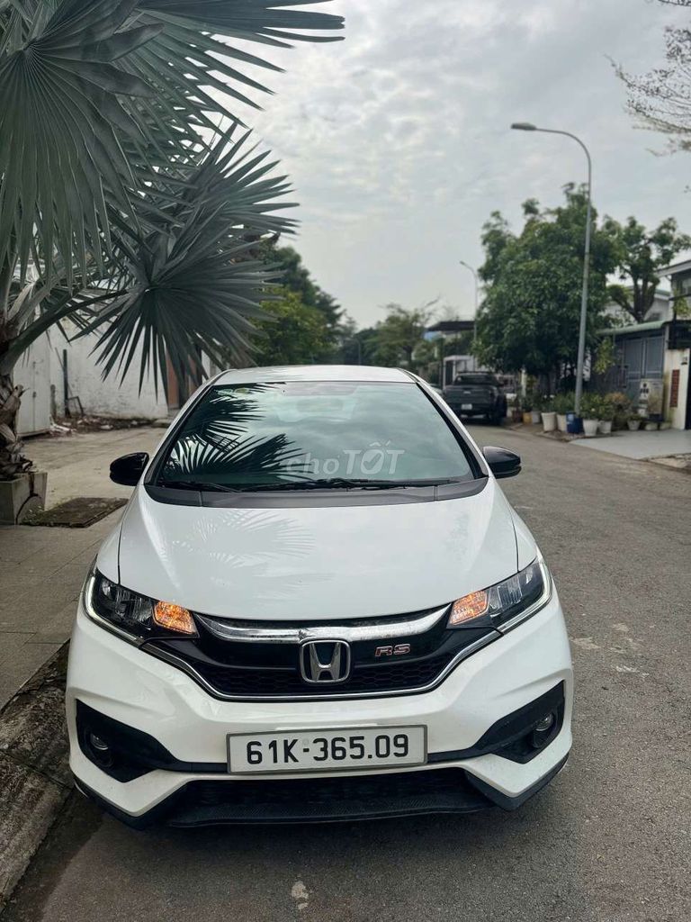 Honda Jazz RS 1.5AT 2018 38000 km. Mua bán Ô tô tại Thành phố Thủ Đức Tp Hồ Chí Minh được đăng bởi BÌNH VÌNH PHÚ CHUYÊN XE LƯỚT BAO TEST HÃNG  hình 1