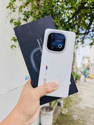 Vivo iQOO 13 Trắng 256GB Đẹp 99% Fullbox. Mua bán Điện thoại tại Quận Ninh Kiều Cần Thơ được đăng bởi Duy Khang