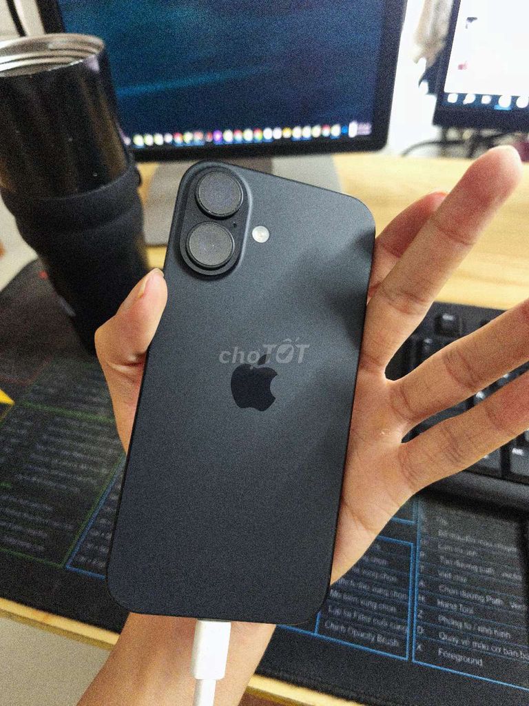 Apple iPhone 16th 128GB Đen 100%. Mua bán Điện thoại tại Quận Ngũ Hành Sơn Đà Nẵng được đăng bởi Trieu Le hình 1