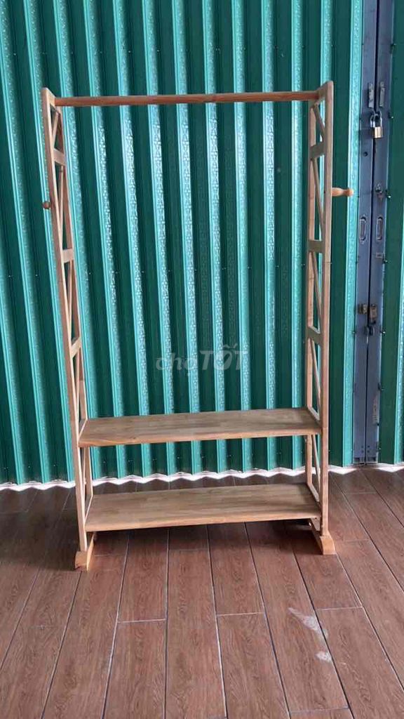 Giá treo quần áo gỗ Nâu nhạt. Mua bán Nội thất, đồ gia dụng khác tại Thành phố Cao Lãnh Đồng Tháp được đăng bởi Minh Thiện hình 1