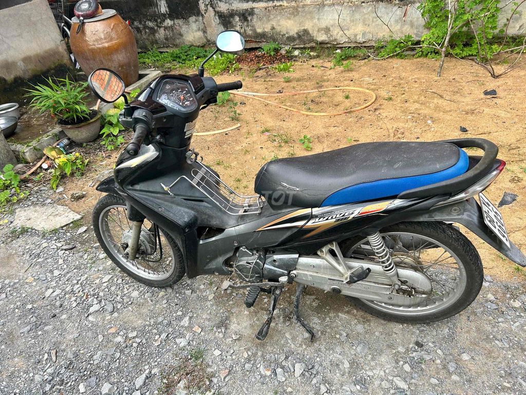 Cần bán xe như hình giấy tờ đầy đủ.. Mua bán Xe máy tại Huyện Thủ Thừa Long An được đăng bởi Nguyễn Viết Hảo hình 1