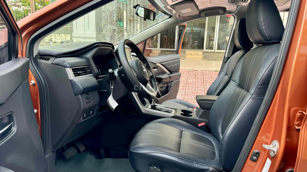 Mitsubishi Xpander Cross 2022 - 51000 km. Mua bán Ô tô tại Huyện Bình Chánh Tp Hồ Chí Minh được đăng bởi TAN THANH AUTO hình 9