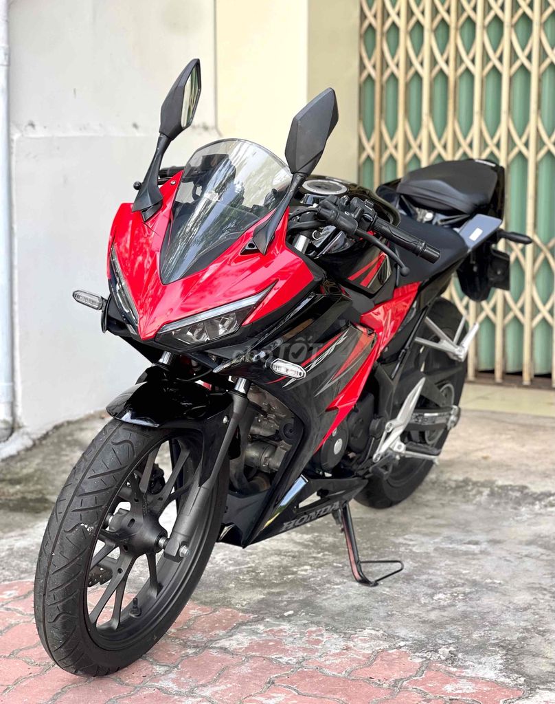 Honda CBR 150R odo 3500km. Mua bán Xe máy tại Thành phố Vũng Tàu Bà Rịa - Vũng Tàu được đăng bởi Cao Trí hình 2