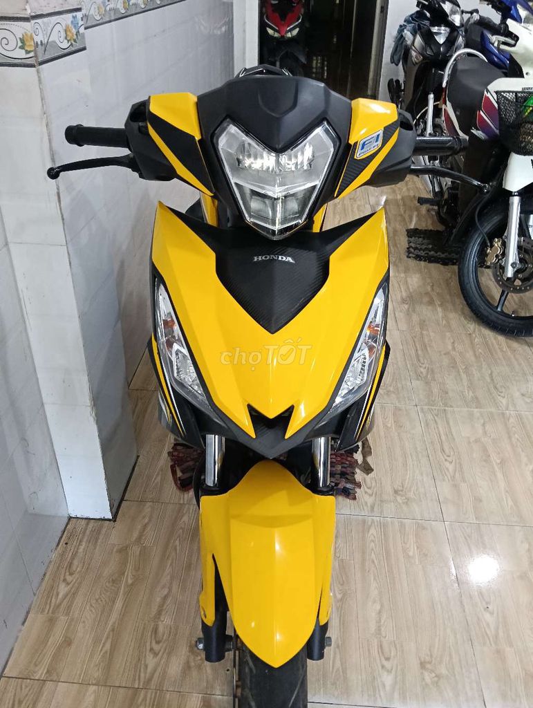 Honda winner V1, zin đẹp,bs95. Mua bán Xe máy tại Quận Ninh Kiều Cần Thơ được đăng bởi Ti hình 4