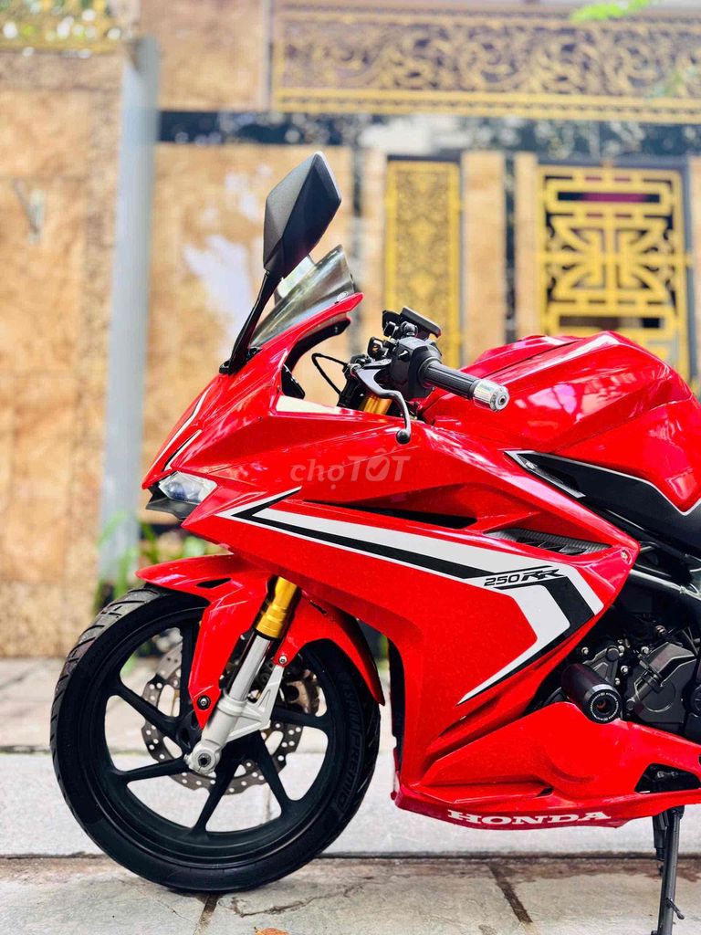 Honda CBR250RR 2021 Красный красивый оригинальный новый автомобиль для серфинга