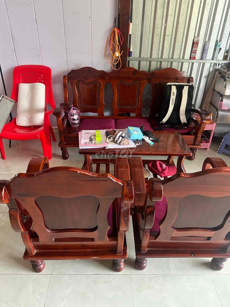 Bộ bàn ghế gỗ 4 ghế 1 bàn. Mua bán Bàn ghế tại Huyện Châu Thành An Giang được đăng bởi Nguyên hình 1