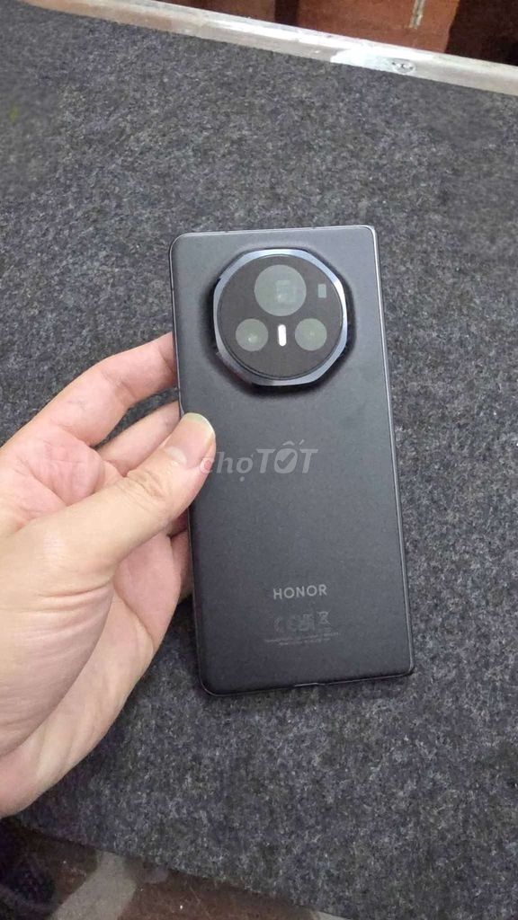 Honor Magic V3 512GB Đen Nguyên zin. Mua bán Điện thoại tại Quận 5 Tp Hồ Chí Minh được đăng bởi shadow hình 1