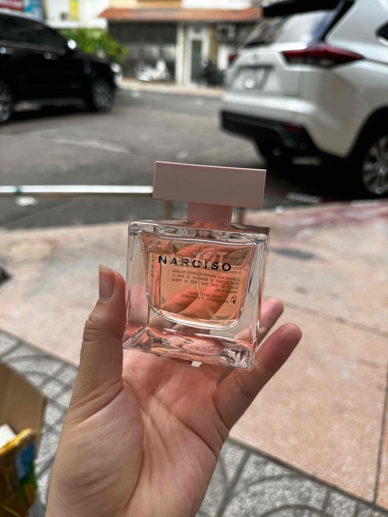 Narciso Rodriguez Cristal. Mua bán Nước hoa tại Quận 5 Tp Hồ Chí Minh được đăng bởi Phụng Nè hình 1