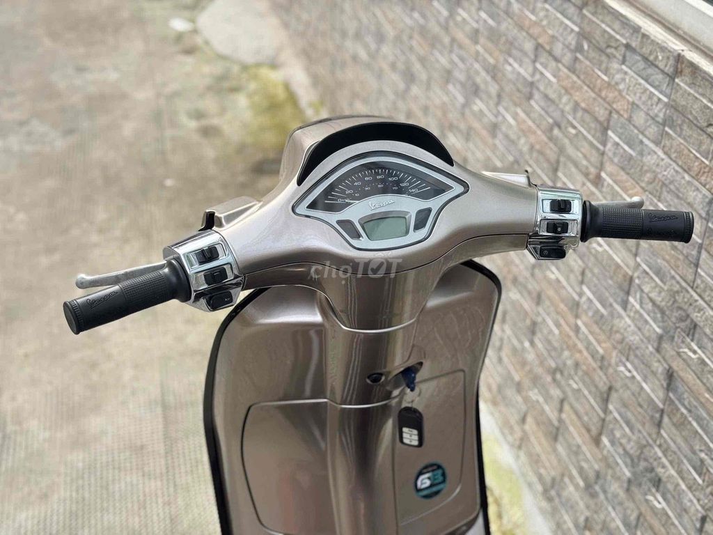 Siêu Phẩm Vespa Cũ máy Zin Màu Hồng TFT. Mua bán Xe máy tại Quận Bình Thạnh Tp Hồ Chí Minh được đăng bởi Lê Hữu Hoài hình 7