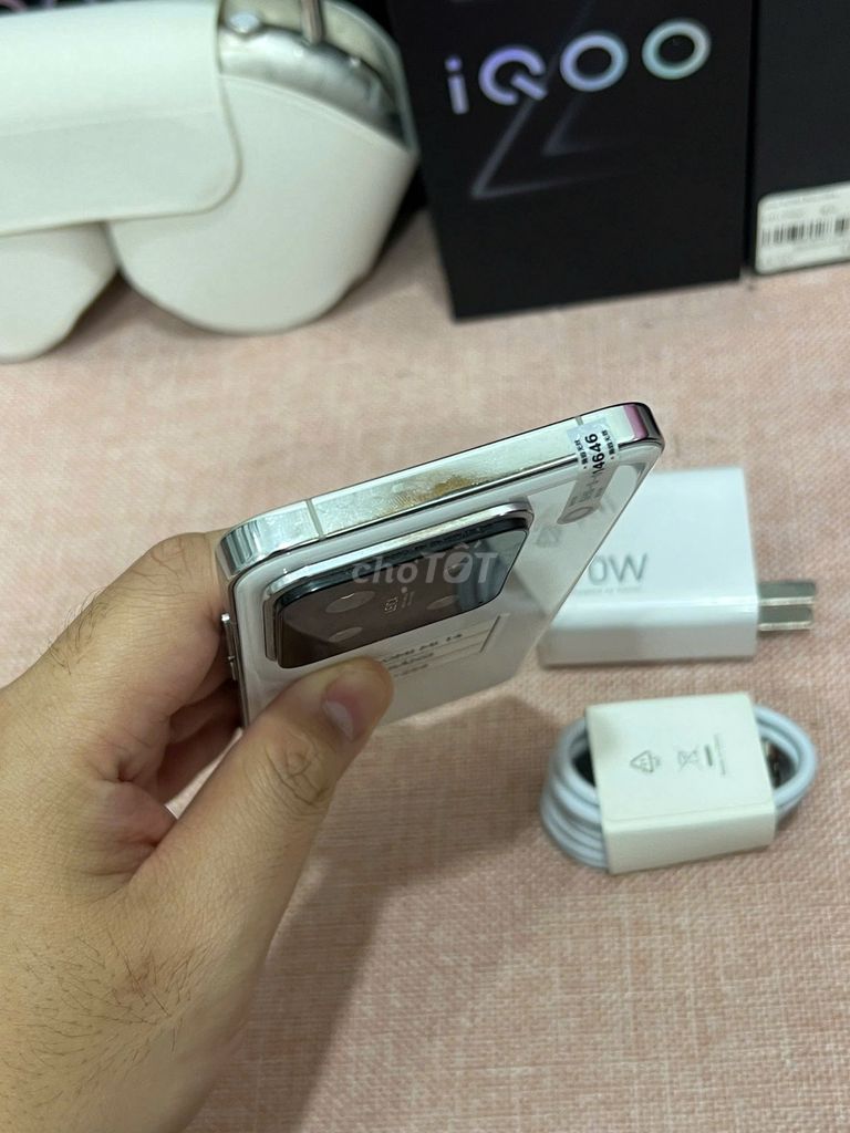 Xiaomi Mi 14 12/256 Trắng sạc 90w có ship COD. Mua bán Điện thoại tại Quận Hoàng Mai Hà Nội được đăng bởi Trần Ngọc Hiếu hình 2