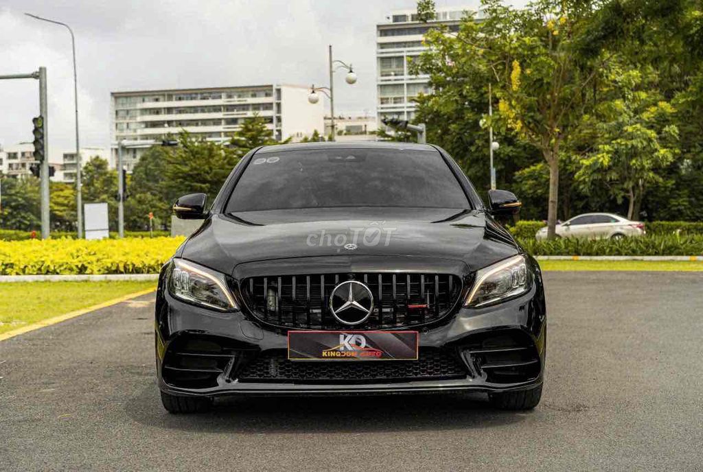 C300_AMG model 2020 màu đen siêu ngầu siêu đẹp. Mua bán Ô tô tại Quận 7 Tp Hồ Chí Minh được đăng bởi Dương Phương hình 2