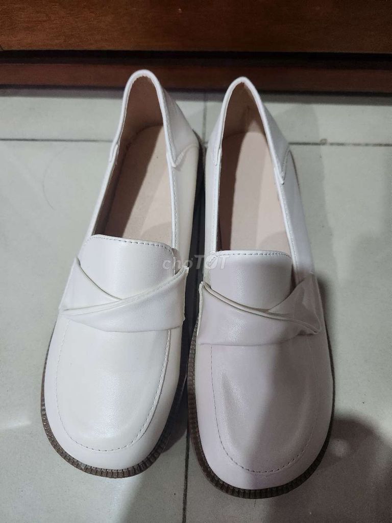 Giày lười nữ mềm mại size 36. Mua bán Giày dép tại Quận 7 Tp Hồ Chí Minh được đăng bởi Chau hình 1
