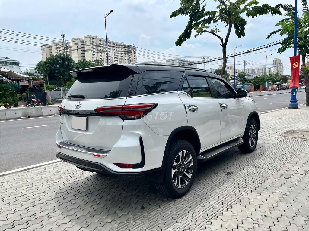 Toyota Fortuner Legender 4x2 AT 2023 - 19000 km. Mua bán Ô tô tại Thành phố Thủ Đức Tp Hồ Chí Minh được đăng bởi ĐỨC XE LƯỚT hình 14