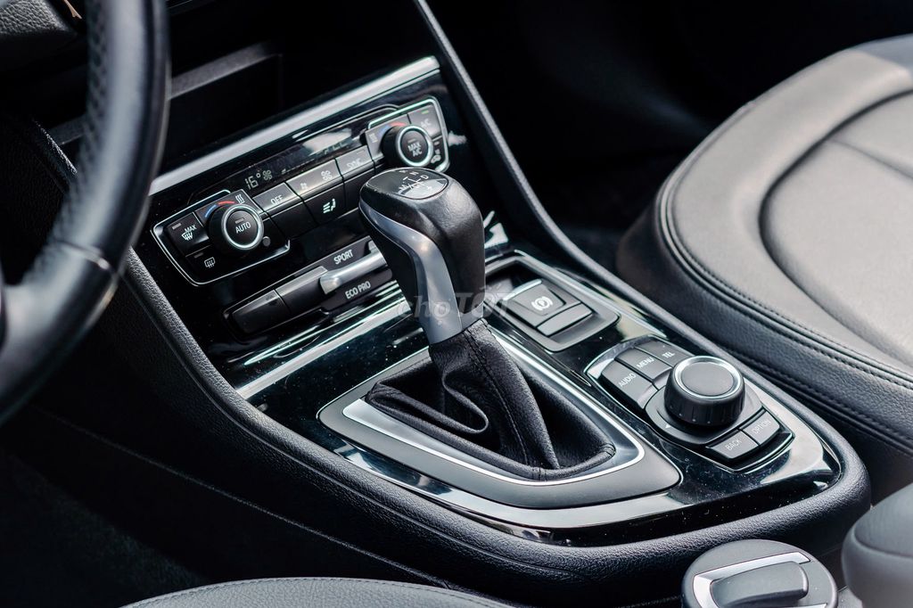 BMW 218i Sản xuất 2016. Mua bán Ô tô tại Quận Cầu Giấy Hà Nội được đăng bởi Quân Q Auto hình 5