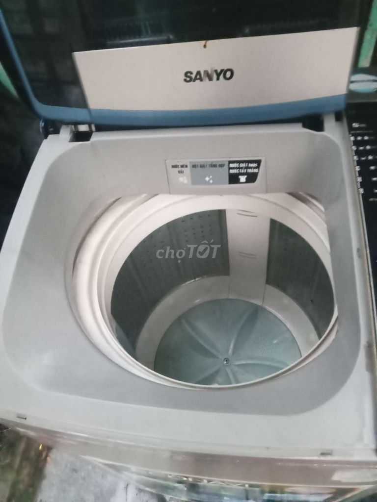 Thanh lý máy giặt Sanyo hơn 10 kg