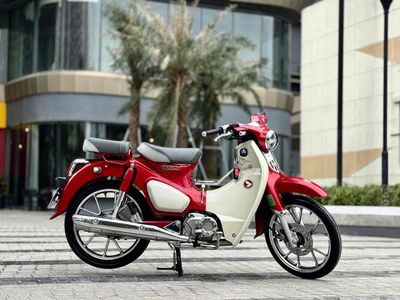 Honda Super Cub C125 2023 Đỏ Trắng 4000km. Mua bán Xe máy tại Quận Cầu Giấy Hà Nội được đăng bởi Tuấn Việt Motor hình 1