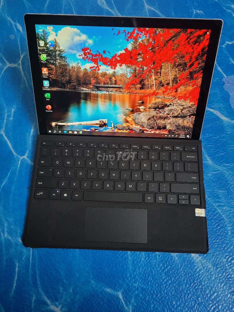 Surface Pro 5 i5 8GB/256GB. Mua bán Laptop tại Quận Tân Bình Tp Hồ Chí Minh được đăng bởi Quang hình 1