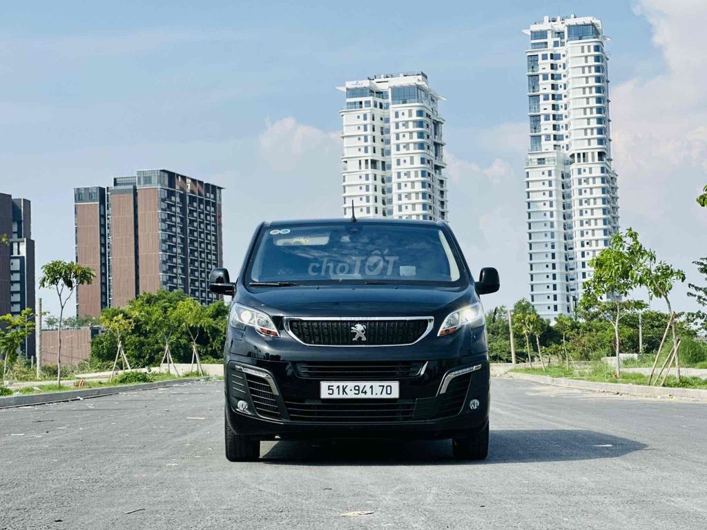 PEUGEOT TRAVELLER PREMIUM 2021 SIÊU LƯỚT