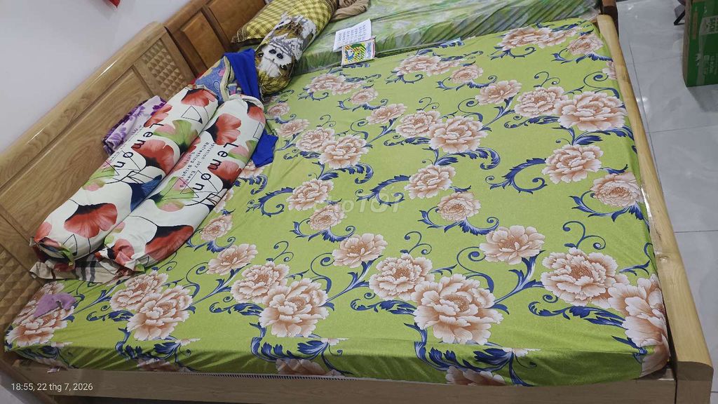 Nệm Tổng hợp 1m6x2m dày 10cm còn tốt. Mua bán Giường, chăn ga gối nệm tại Quận 5 Tp Hồ Chí Minh được đăng bởi phuong chau hình 1