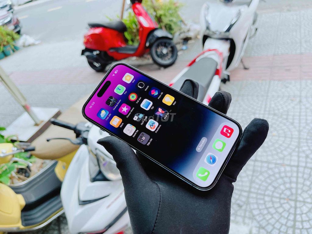 iPhone 14 Pro 256G Mỹ màu Tím pin new 100% Trả Góp. Mua bán Điện thoại tại Quận Hải Châu Đà Nẵng được đăng bởi Hoàng Anh Tuấn hình 1