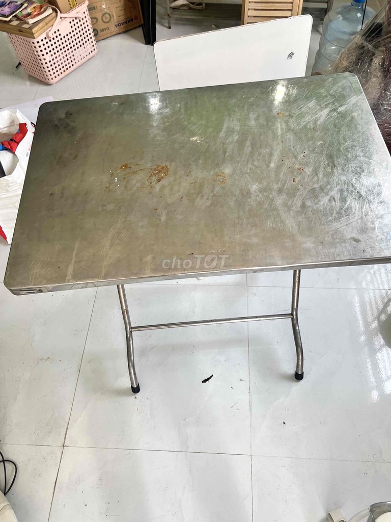 Dọn nhà cần thanh lý bàn inox 40 x 80