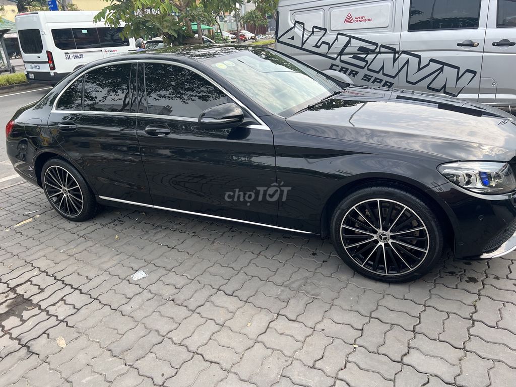 Mercedes-Benz C200 2019 Exclusive Đen 79000 km. Mua bán Ô tô tại Thành phố Thủ Đức Tp Hồ Chí Minh được đăng bởi Việt Anh Nguyễn hình 5