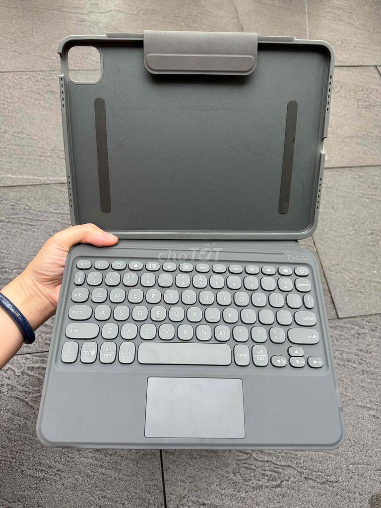 Bao da ZAGG iPad Pro 12.9 Xám. Mua bán Phụ kiện (Màn hình, Chuột...) tại Quận 10 Tp Hồ Chí Minh được đăng bởi Phương Bùi hình 1