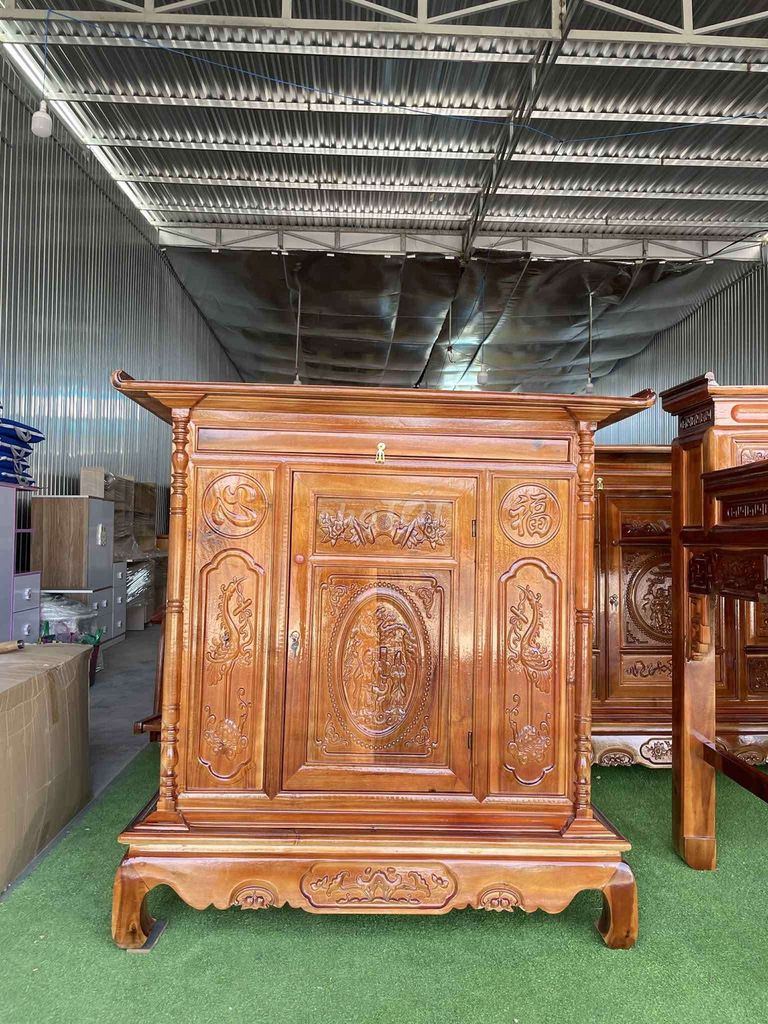 Tủ thờ Gỗ Nâu Phong cách Truyền thống. Mua bán Nội thất, đồ gia dụng khác tại Huyện Hòa Vang Đà Nẵng được đăng bởi Ly hình 1