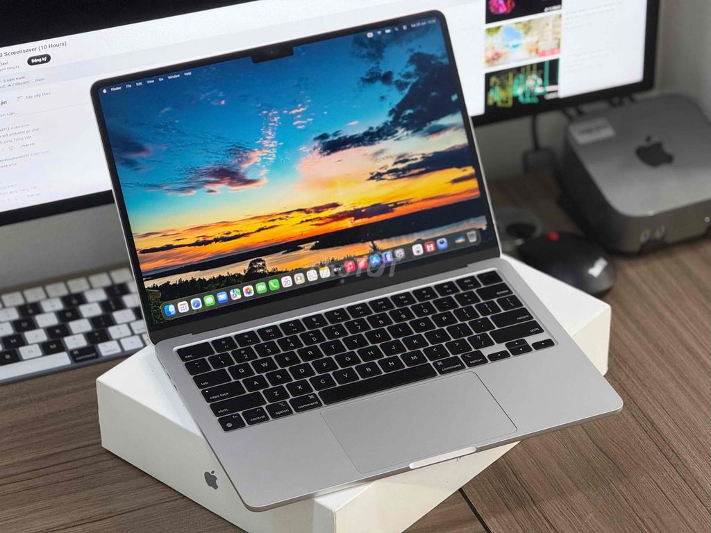 MacBook Air M3 13 inch 16GB/512GB Bạc 98%. Mua bán Laptop tại Quận 10 Tp Hồ Chí Minh được đăng bởi MacBook HiHand hình 1