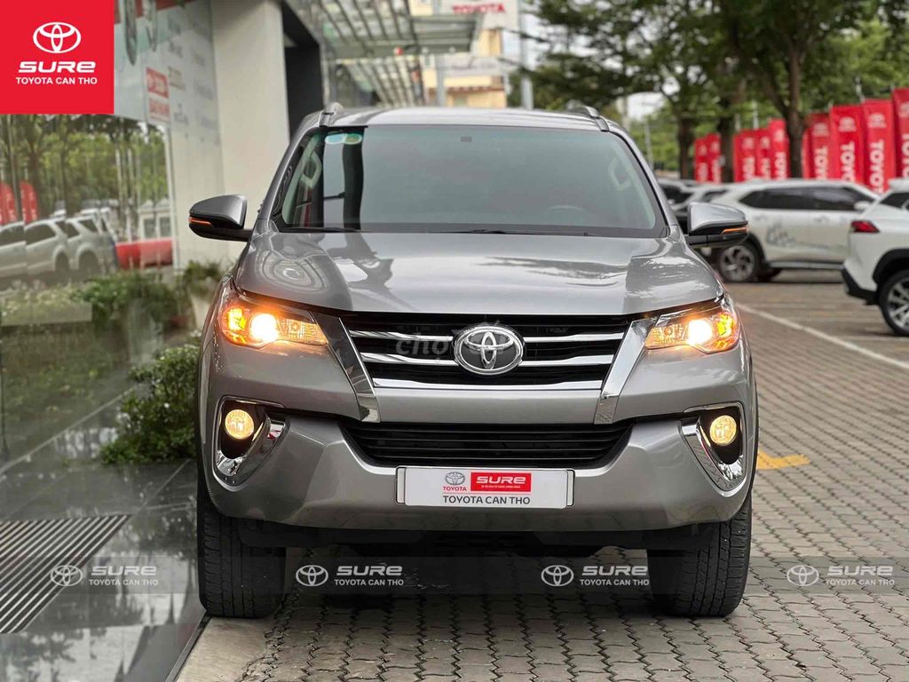 Fortuner 2.4(AT) máy dầu số tự động 2019. 32.000km