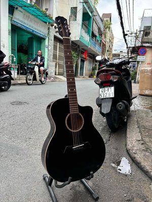 đàn guitar gỗ hồng đào cũ 750